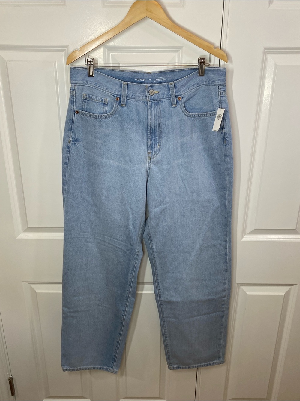 NWT Old Navy Light Wash Rigid Loose Jeans - Relaxed